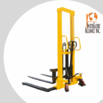 3300 lbs manual hydraulic stacker